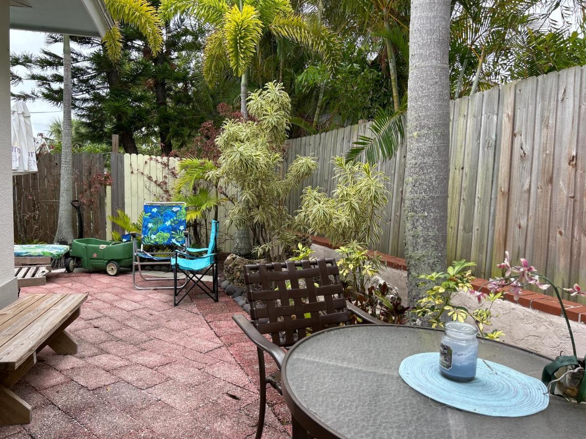 An Island Getaway At Palm Tree Villas Holmes Beach Exterior foto